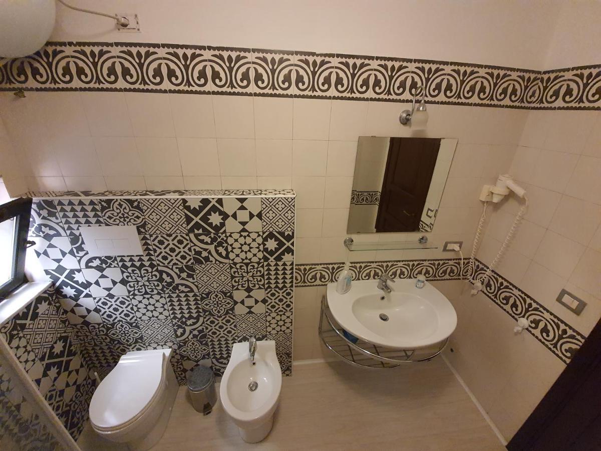 Castellano Home - Ursino Catánia Buitenkant foto