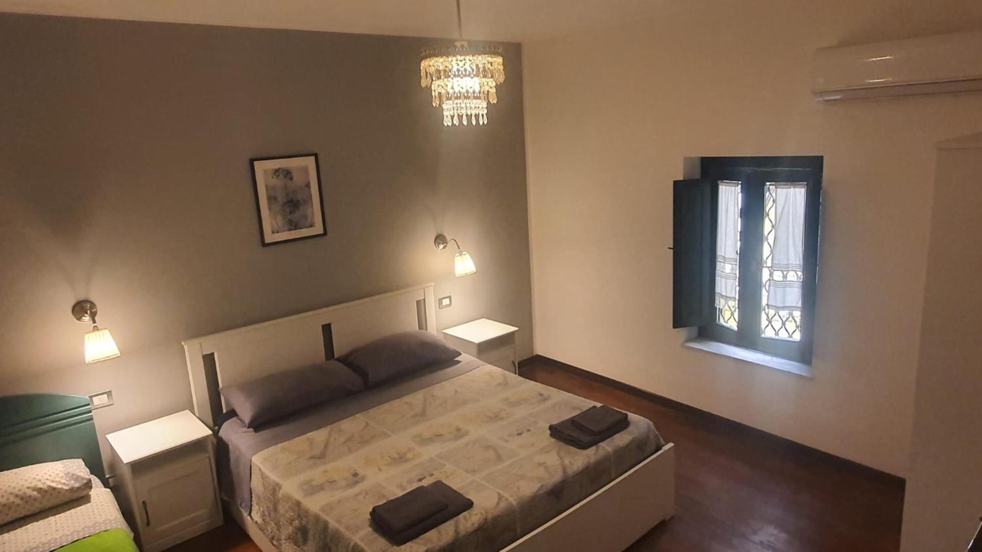 Castellano Home - Ursino Catánia Buitenkant foto